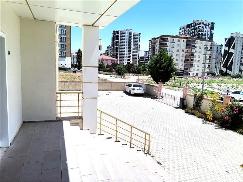 ZMVS96TL_2_26.jpg